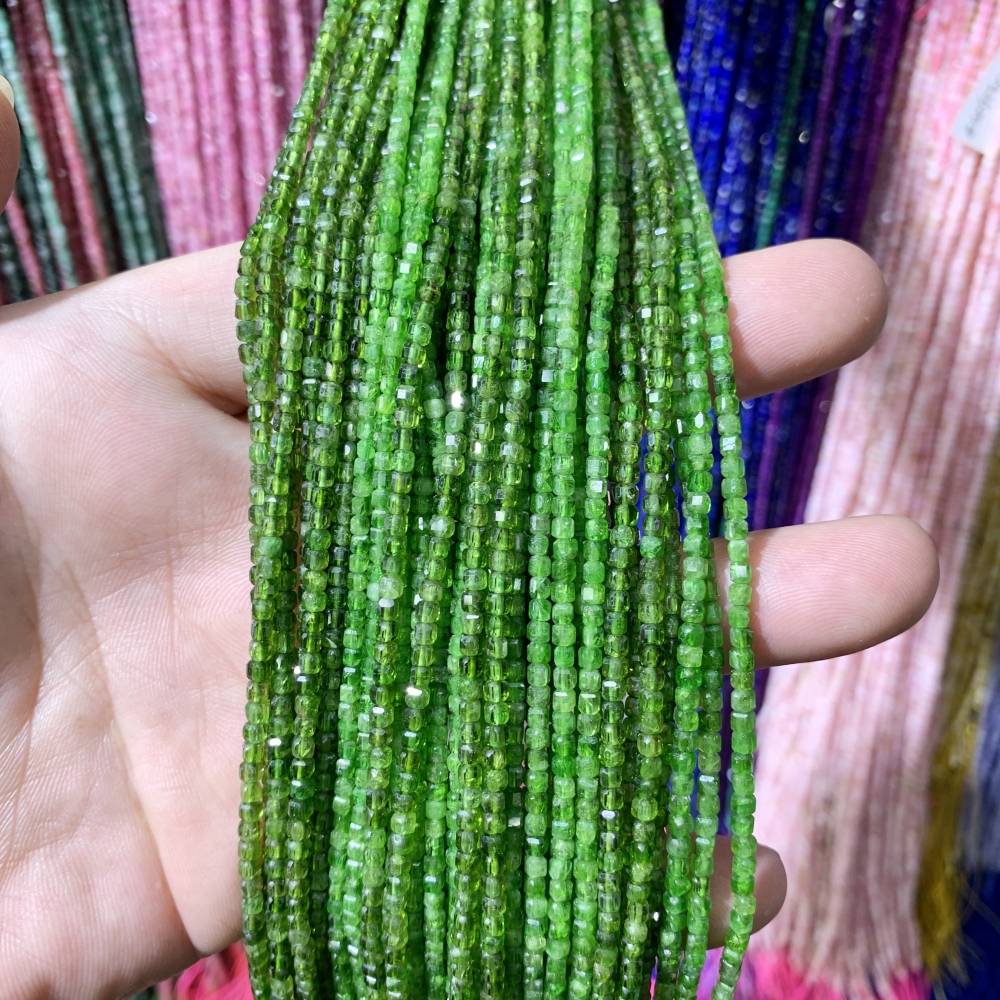 Natural Diopside Peridot 2mm F - Jewelry Making Classes avis et prix